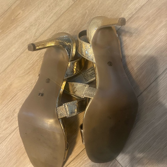 Worthington heels gold size 9.5 - Picture 4 of 6